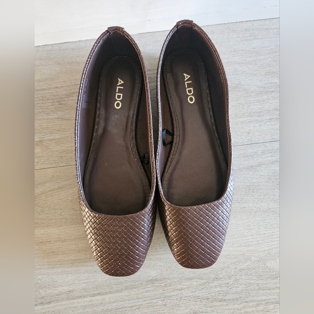 Aldo Brown Woven Semi Square Toe Flats Size 5.5 - Picture 2 of 7